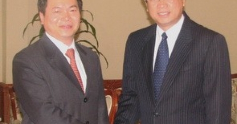 Vietnam, Laos to sign goods transit agreement